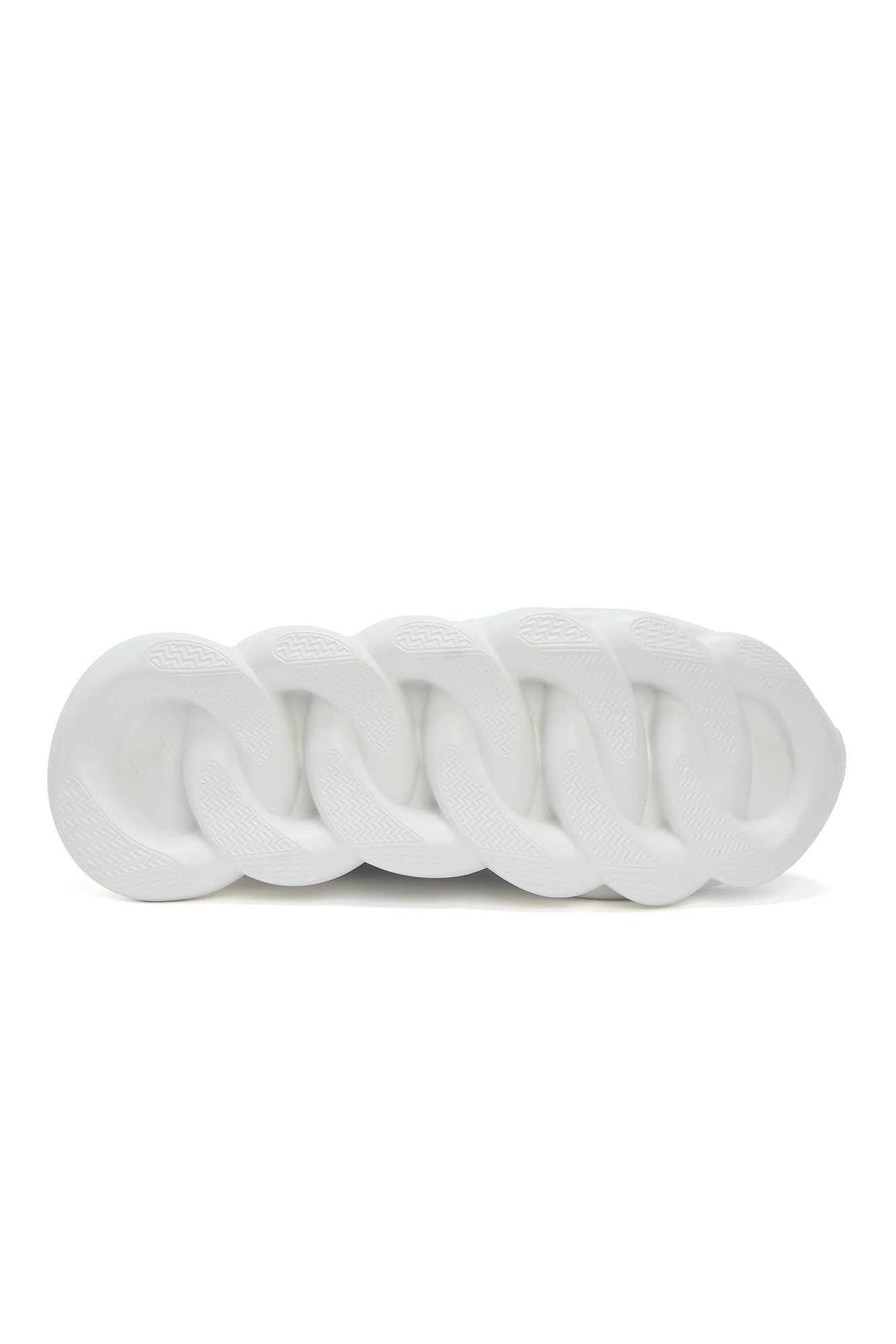 Versace chain reaction