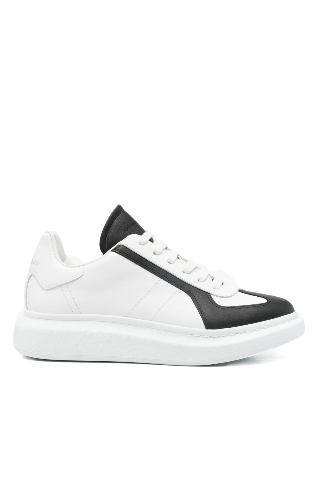 Alexander McQueen Oversized lace-up low-top sneakers White Black