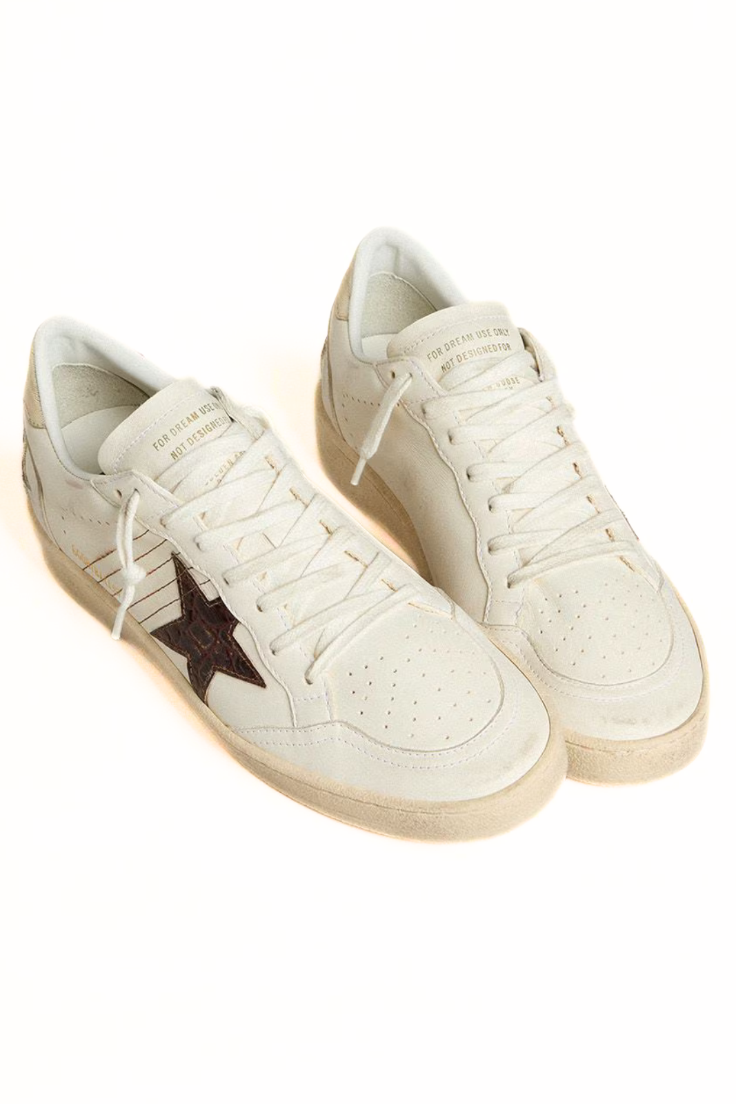 Мъжки кецове Golden Goose Super-Star с велурена звезда и синя лента за ток