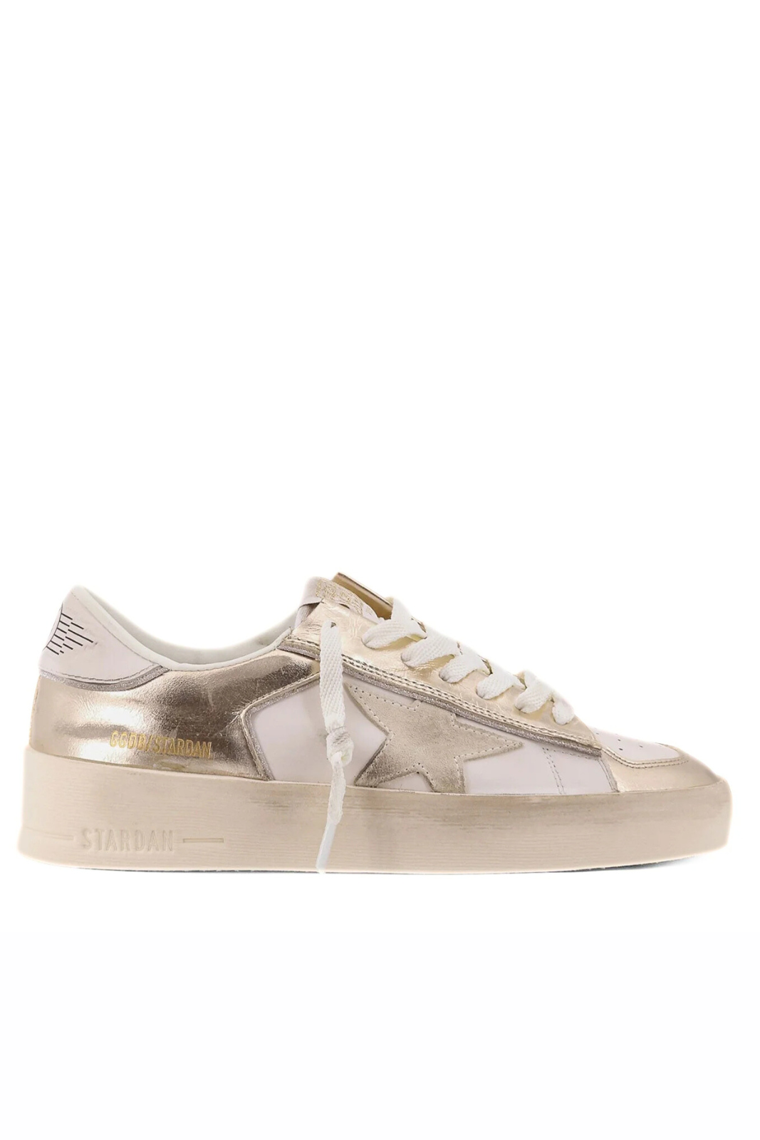 Мъжки кецове Golden Goose Super-Star с велурена звезда и синя лента за ток