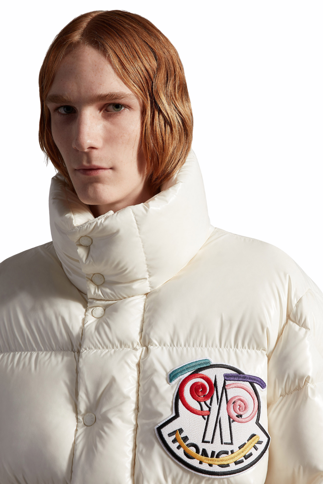 Яке с качулка Moncler Sassiere с детайли от лещи, черно